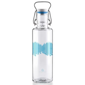 Soulbottle Water is a human right with handle (0.6l)