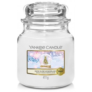 Yankee Candle Snow Globe...