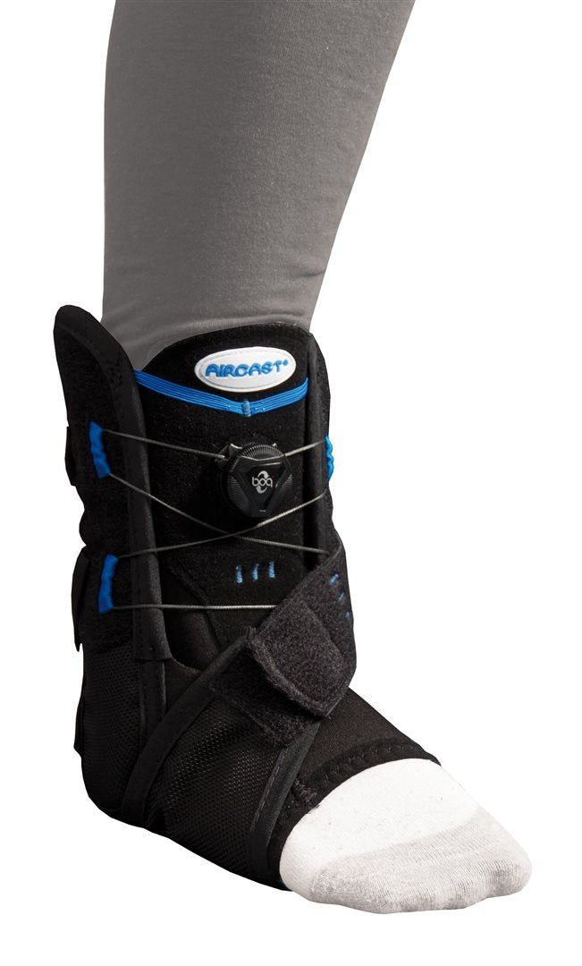 Aircast AirGo Plus Knöchelorthese Grösse S rechts schwarz (1 Stk)