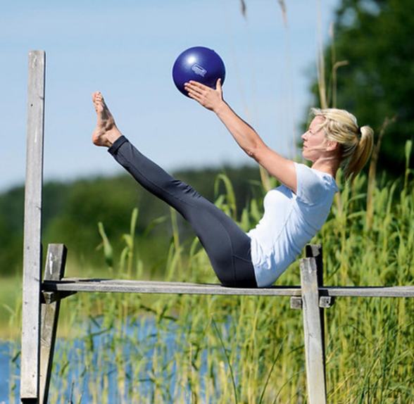 Sissel Pilates Soft Ball 22cm (blau)