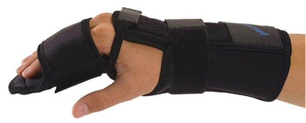 OMNIMED Intrinsic Plus 4-Fingerschiene gepolstert M, 15-17cm links schwarz (1 Stk)