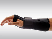 OMNIMED Ortho Manu Flex Handgelenk Bandage S, 16cm rechts schwarz (1 Stk)