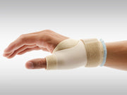 OMNIMED Ortho Pollex Lok Mittelhand-Daumenschiene M, 17-19cm rechts hautfarbig (1 Stk)