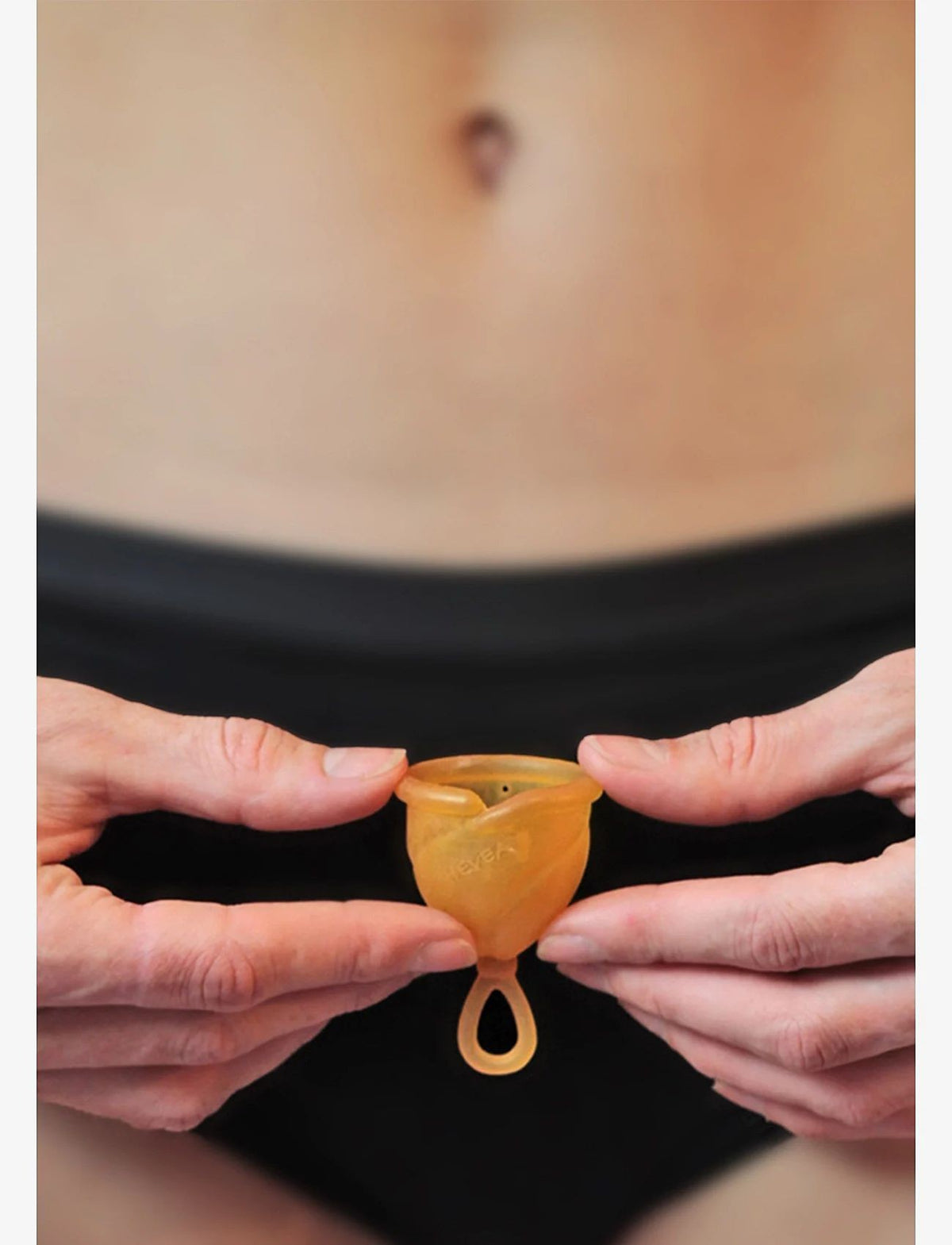HEVEA LOOP Menstrual Cup, Size 2, Fassungsvermögen bis zu 25ml (1 Stk)