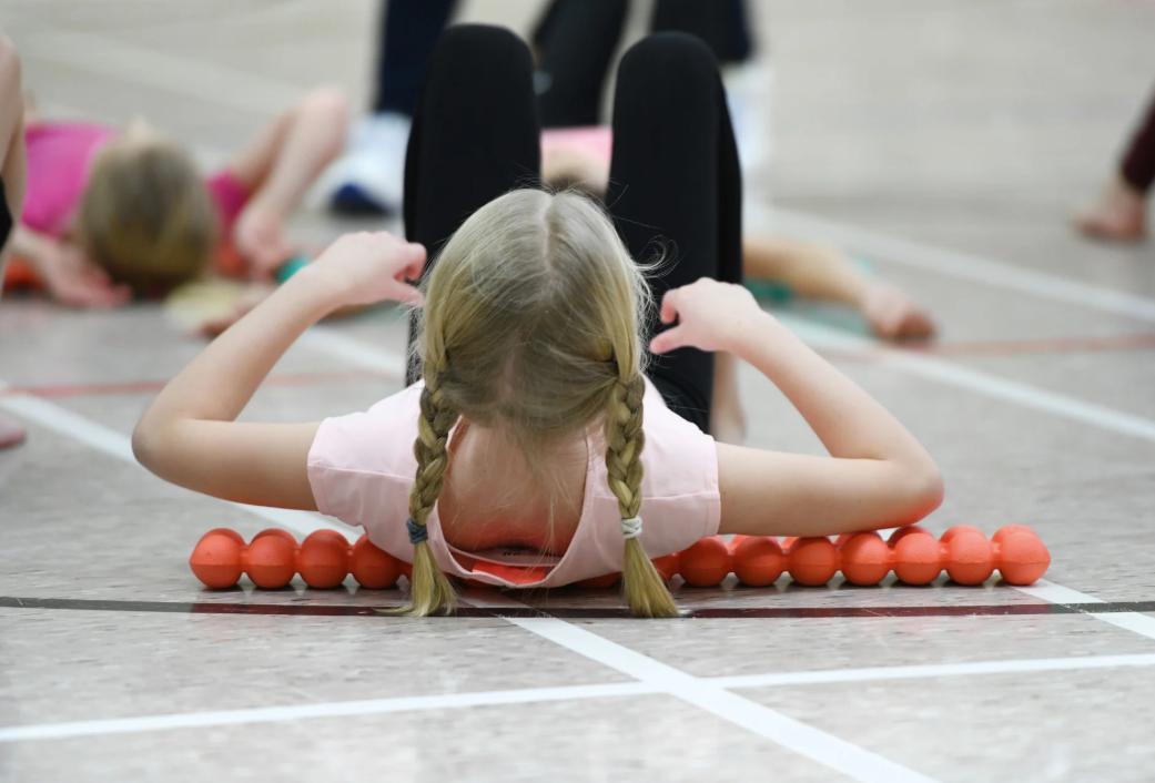 Sissel Spinefitter Junior Lava für Kinder (1 Stk)