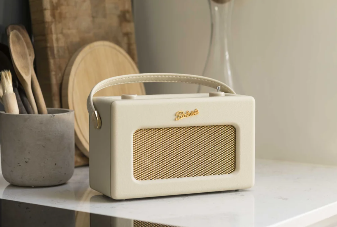 Roberts Revival iStream3L DAB+ Smart Radio, pastel cream (1 Stk)