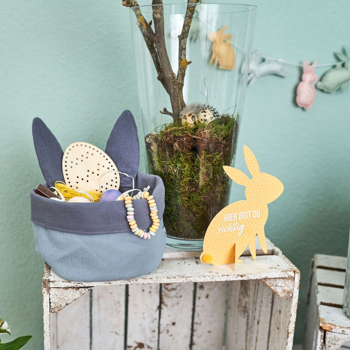 Papierdrachen Osternest mit Hasenohren Musselin, graublau (1 Stk)