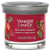 Yankee Candle Red Apple Wreath Duftkerze (122g)