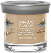 Yankee Candle Amber & Sandalwood Duftkerze (122g)