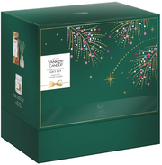 Yankee Candle Magical Christmas Moments gift set with scented candle & home fragrance (2-piece)
