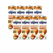 8 Packungen alpro Mandeldrink à 1 Liter in zwei versetzten Viererreihen