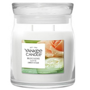 Yankee Candle Blooming Love Duftkerze (368g)