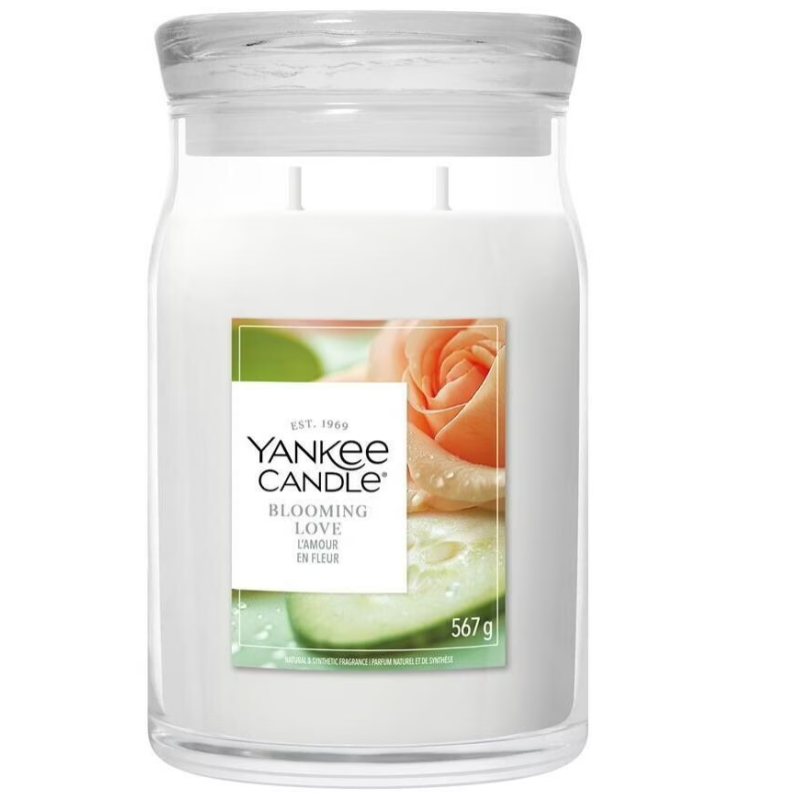 Yankee Candle Blooming Love Duftkerze (567g)